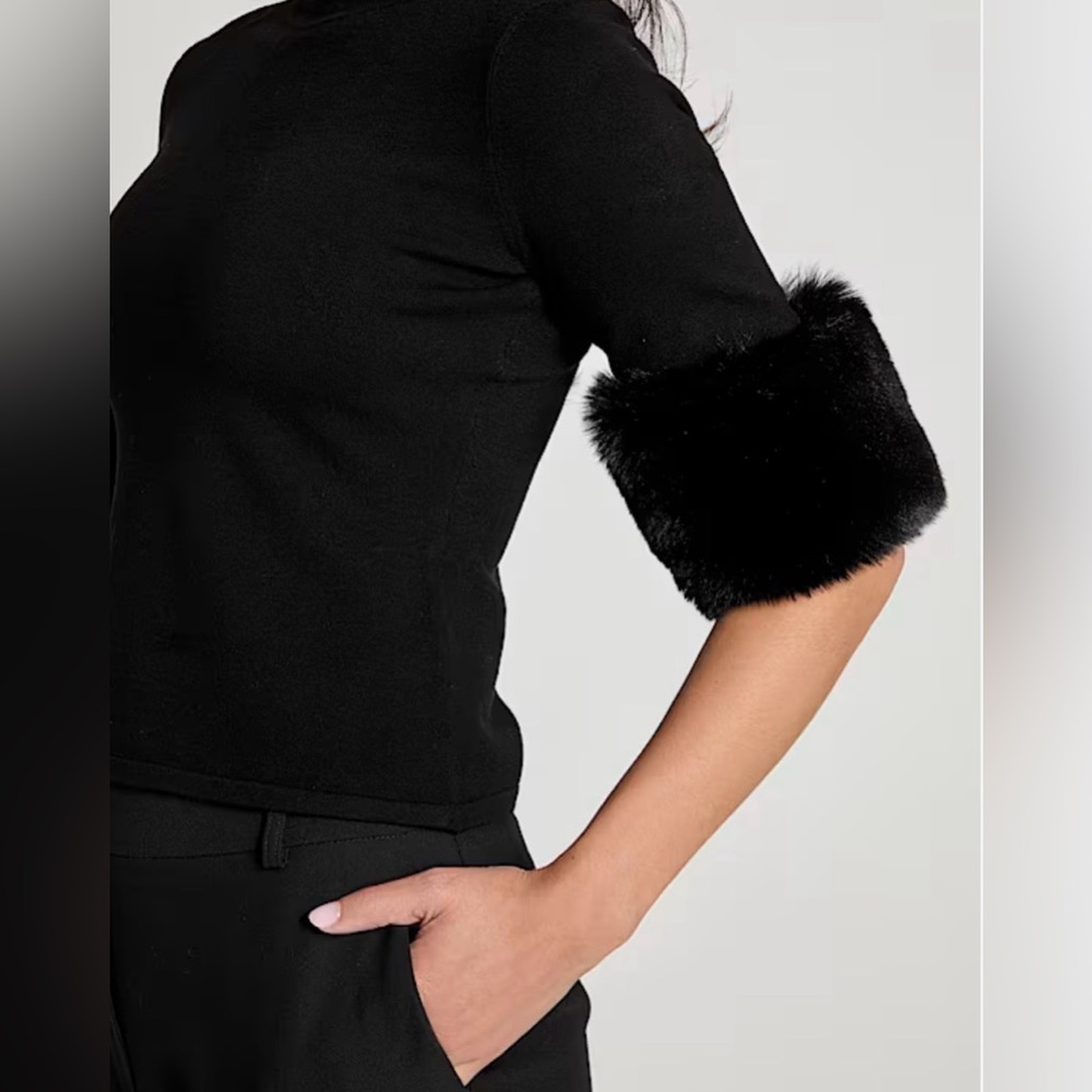 NWT! Michael Kors Black Knit Crewneck Sweater - size L